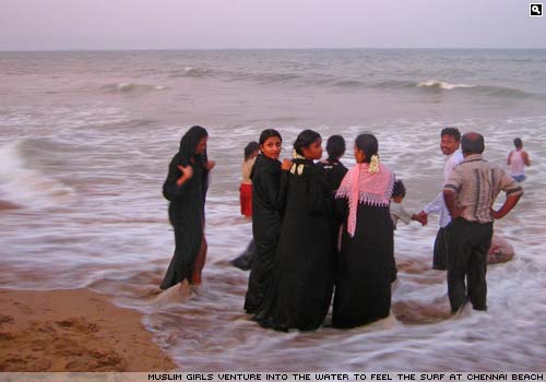 Muslim girls at Chennai beach